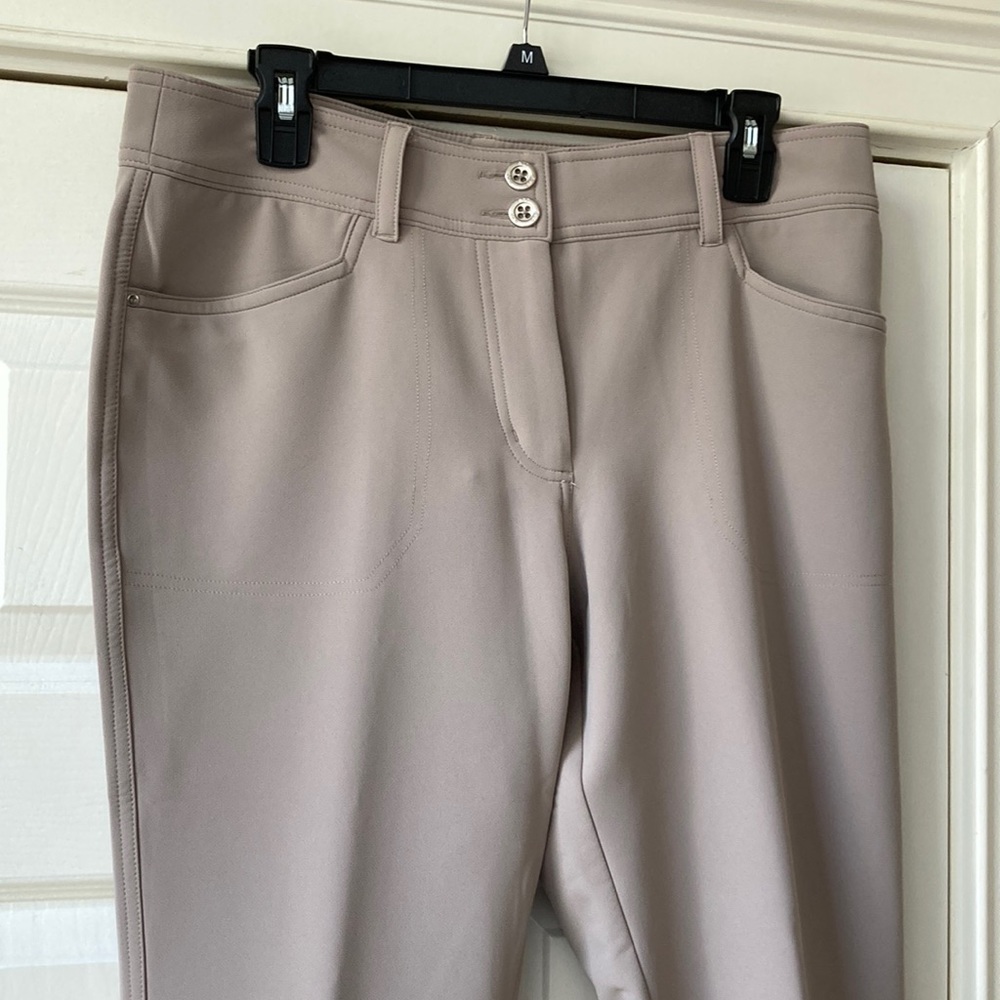 Golf pants New with Tags Nvo Ladies golf pants. Taupe color
